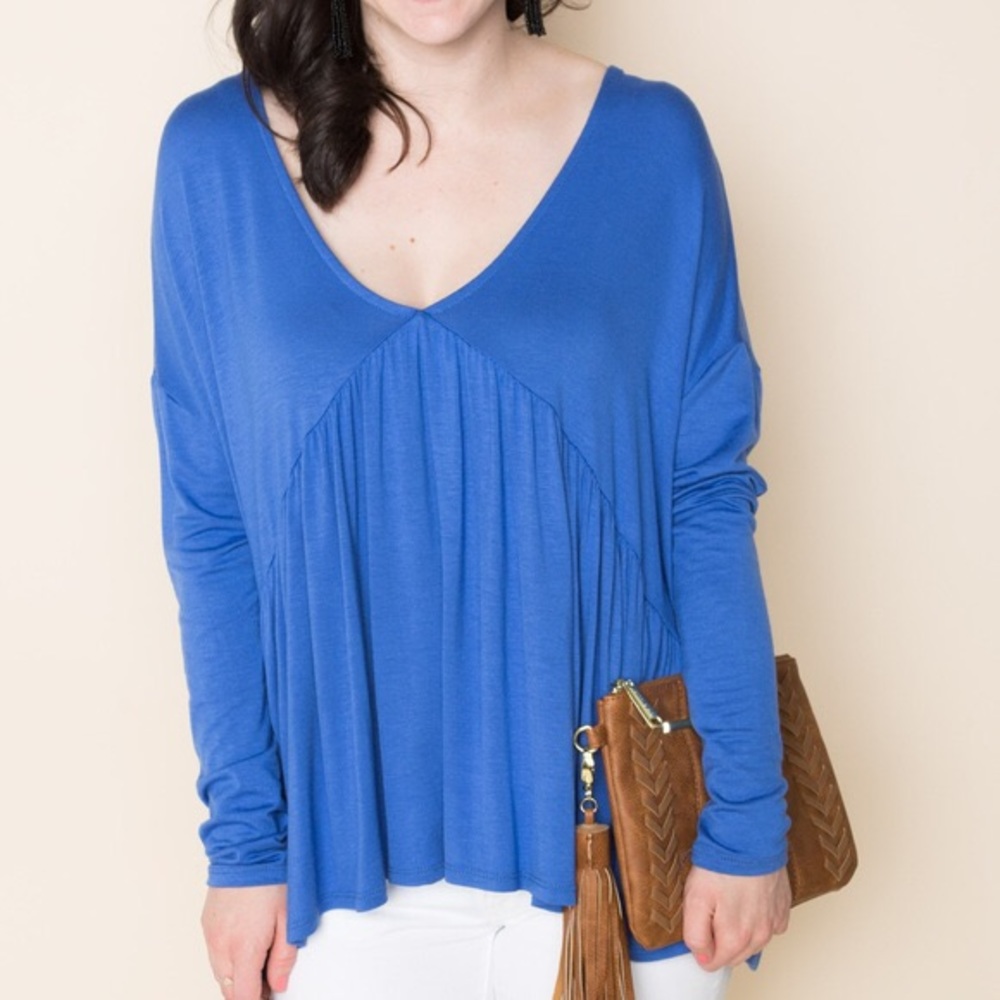 Blue Bellevue flowy top
